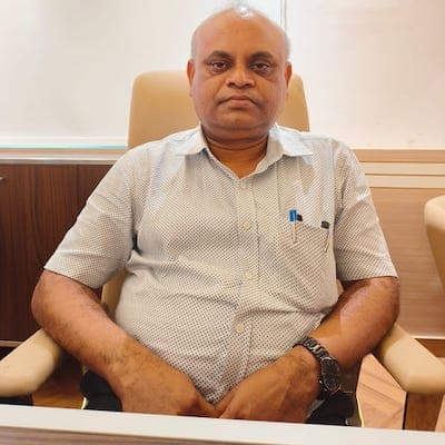 Shri Rakesh Kumar
